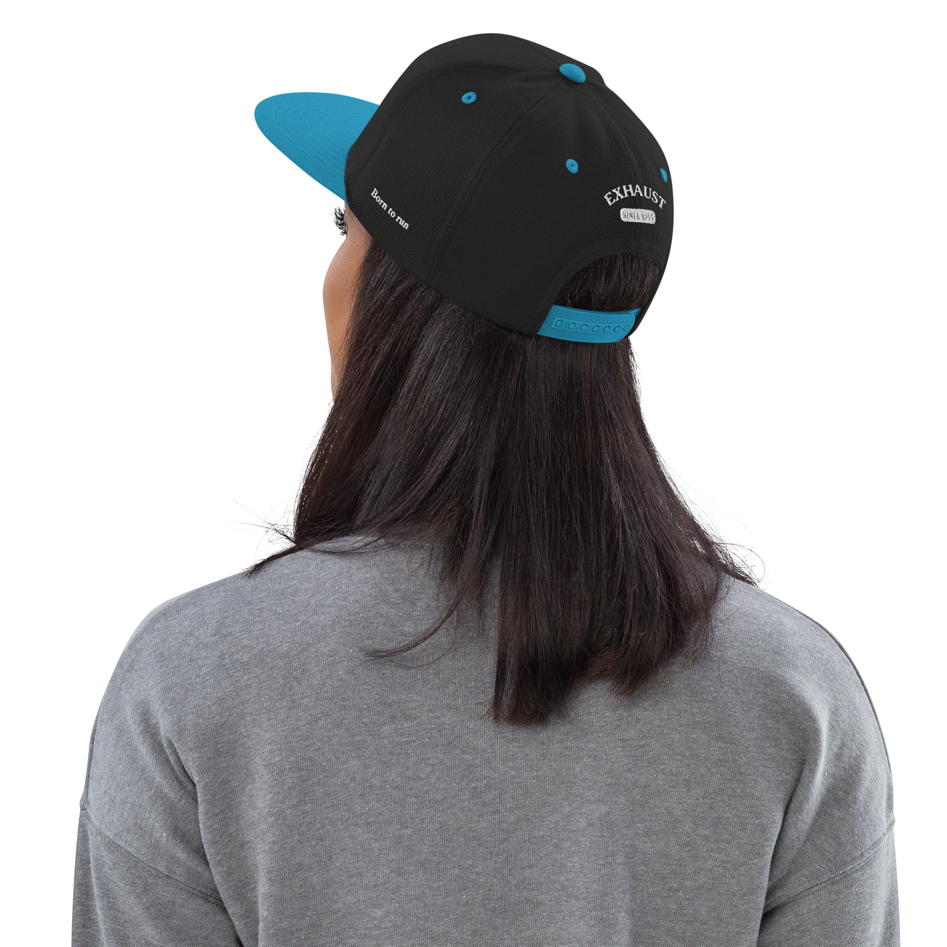 Gorra snapback exhaust