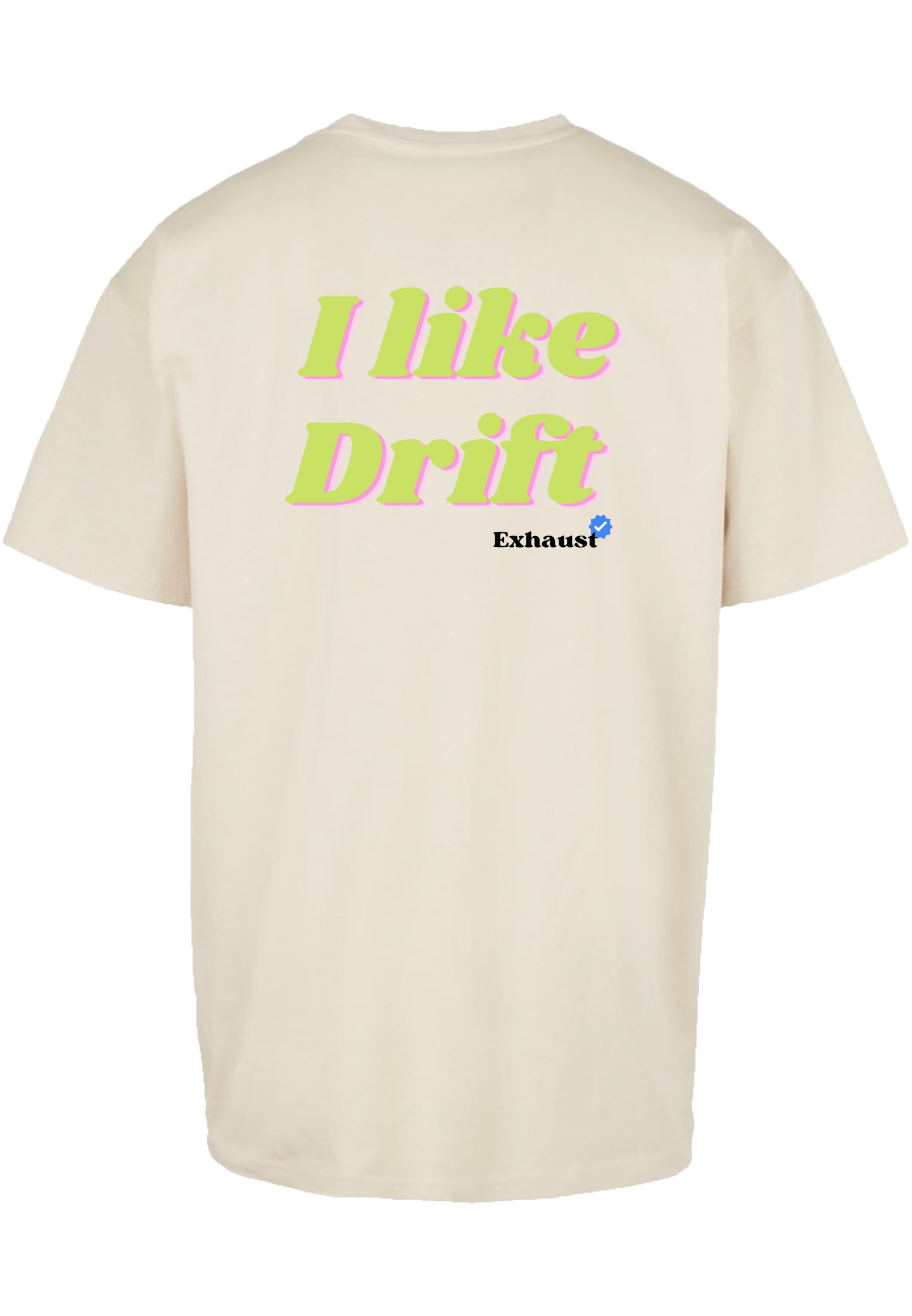 Clásica camiseta de color White/Sand extra larga con la frase I like drift en color (verde claro y rosa) impreso en la parte trasera. Llamarás la atención en cada curva.